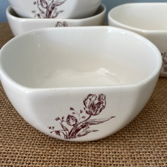Floral pattern Japanese style rice bowls set of 4 white & brown colors - Picture 2 of 3